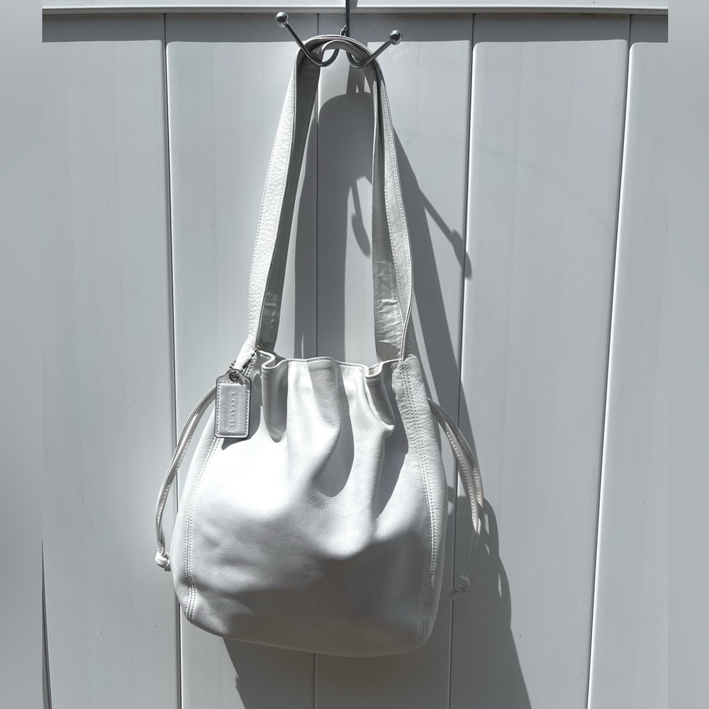 SOLD. Vintage Coach Lexington 4180